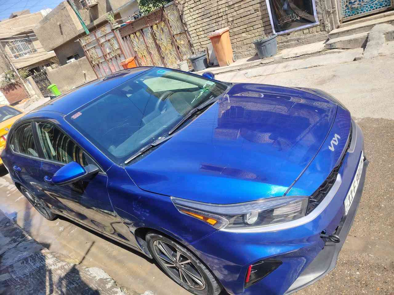 فورتي امريكي 2022 حادث السياره موضح بالنشر السياره ماشيه ٥٠ الف كيلو سياره فول نضافه بدون يرباك سعر السياره ١٣٥ وبيه مجال متوازي علئ البيع المو شراي لا يتصل ما متواجد علئ الفيس ***********   العنوان بغداد البلديات الشهداء الاولئ
