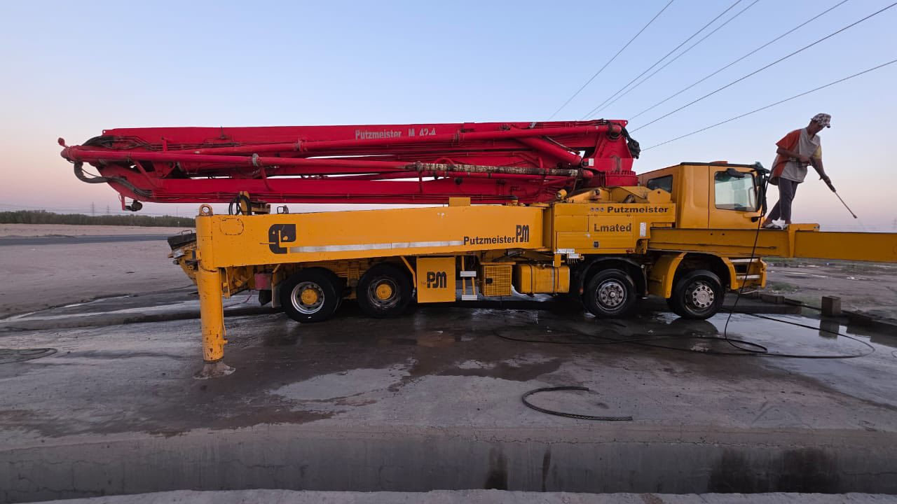 السلام عليكم
بم 42 م موديل 2000 الماني الاصل
دبل مضخه رقم بصرة 
شوط طويل جاهز للعمل 
للاستفسار ***********
