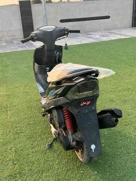 سلام عليكم دراجه ماكس عدله للبيع
دراجه وكيل صارلها 15 يوم من طالعه كلها ع البلاد مابدل بيها شي بس صالنصه FM دراجه برغي مامفتوح بيها شلعه ومعدل خير من الله سعرها 1150وبيها مجال قليل
ميسان المجر الكبير اتصال واتساب ***********
