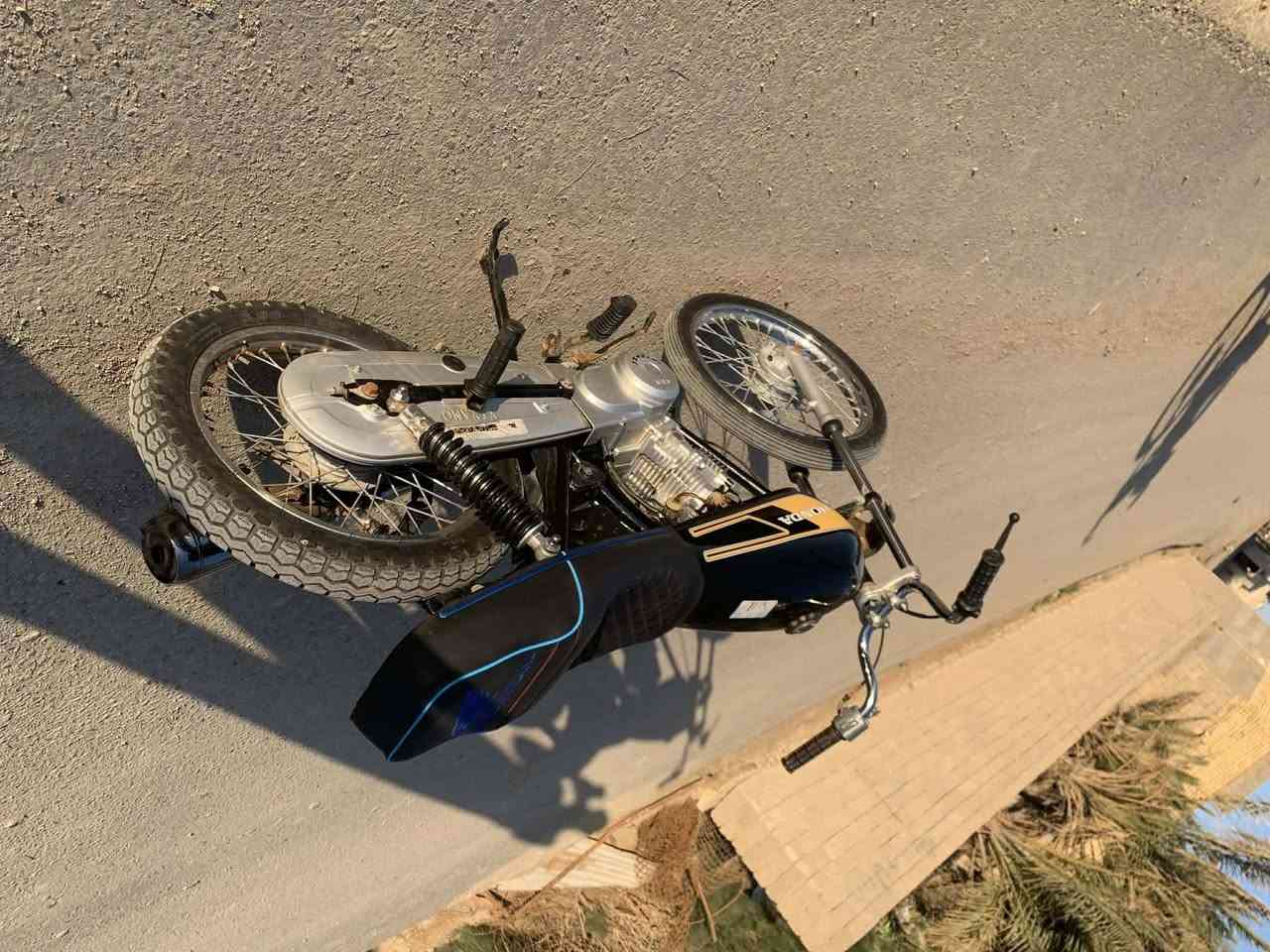 السلام عليكم دراجه للبيع تعمير 25 ما مفتوحه كلك كلك  لدراجه سعرها 525 مكاني ناصريه مركز ***********
