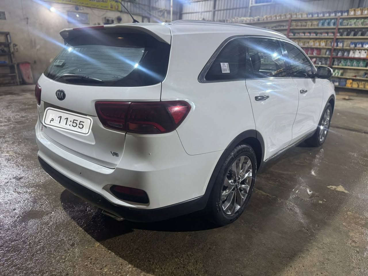 السلام عليكم سورنتو ٢٠١٨ خليحي رقم ذي قار باسمي تحويل ثاني يوم  سياره كفاله  عامه ضربه وصبغ وتبديل فول وحد عله واحد ماعده البنورما محرك 6 سبعه راكب كشنات جلد كهرباء 3 تلث قطع تبريد بصمه بوب الد امامي وخلفي مرايات شفط لسياره جديده لسعر 230 رقم***********
مكاني ناصريه السعر بيه مجال بسيط للشراي
