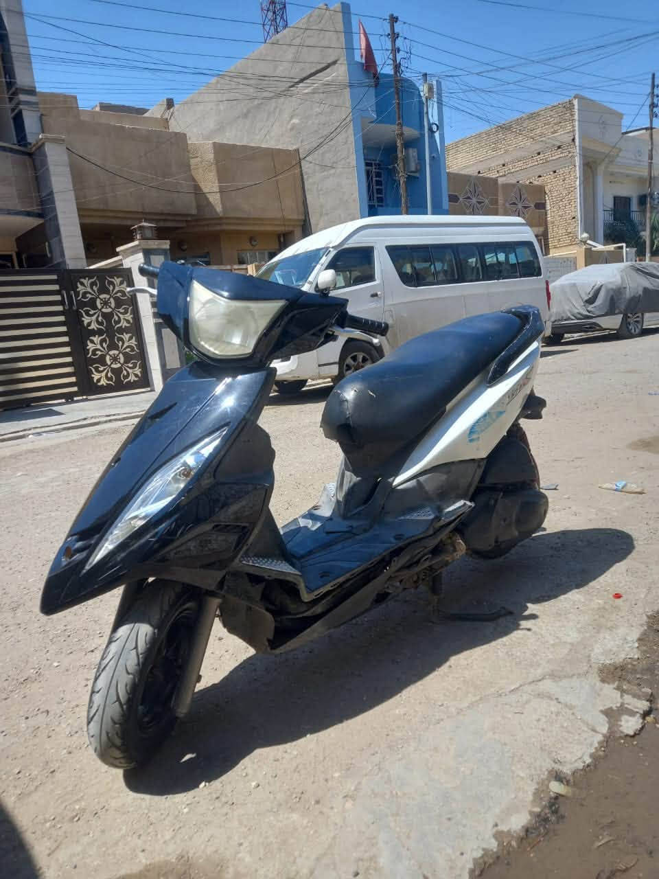 سلام عليكم جيتي ار لبيع ابيع كوم حديد يرادله بس تجفيت سعر قيم واخذ وهذه رقمي ***********
