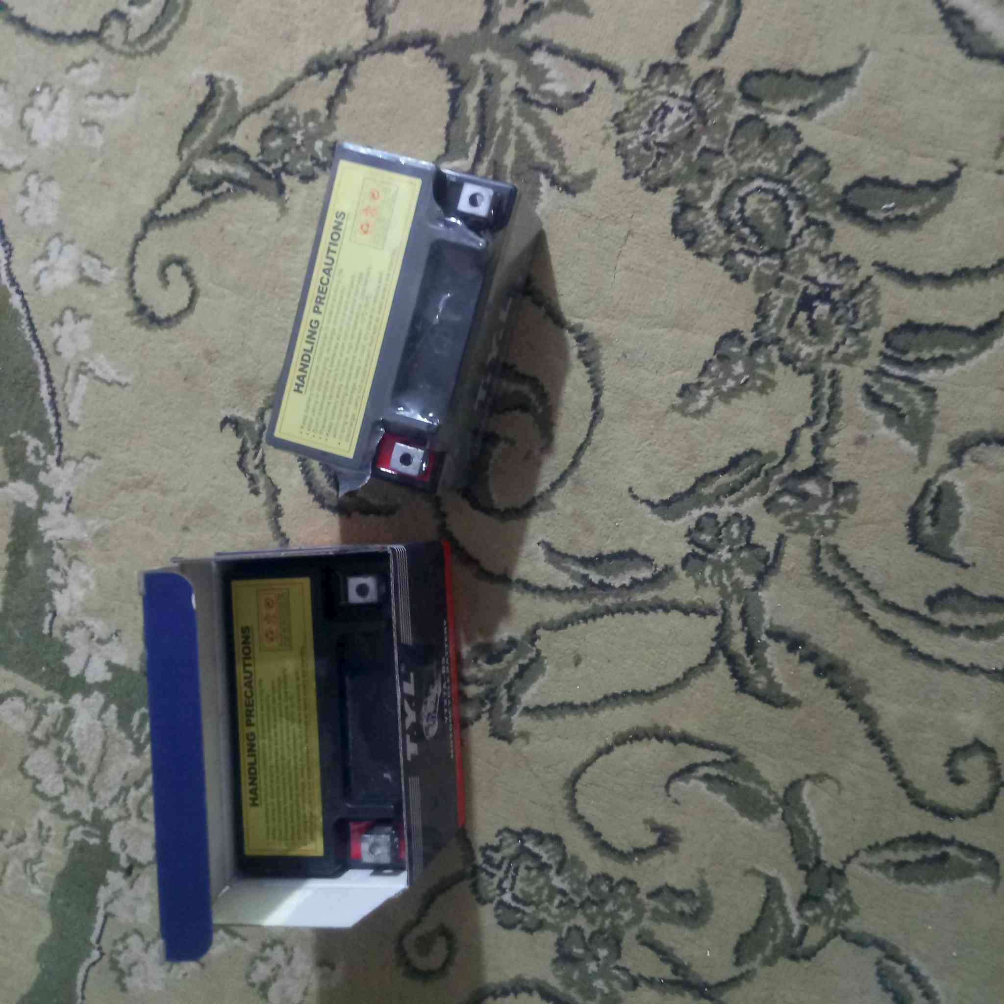 السلام عليكم غراض لفين و4لبيع مكان دوره مو جود واتساب ***********
