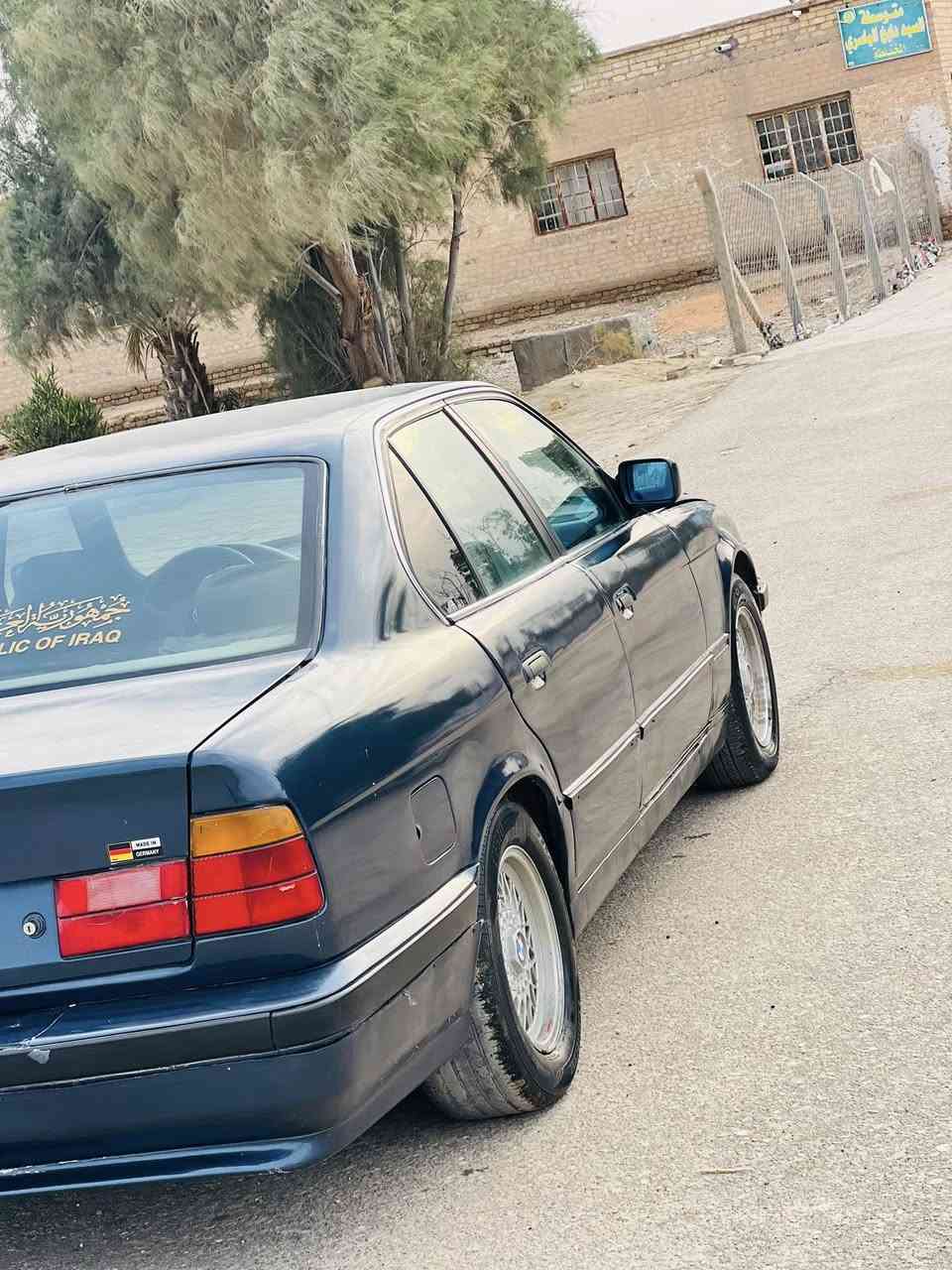 السلام عليكم بيم 525  رقم بغداد مشروع وطني تحويل
محرك مسكر 25 عدل كير محرك  خير من الله 
مصبوغه عام بدون ضربه 
السعر 39 
مكان الديوانيه

‭0776 387 4169‬
وتساب
