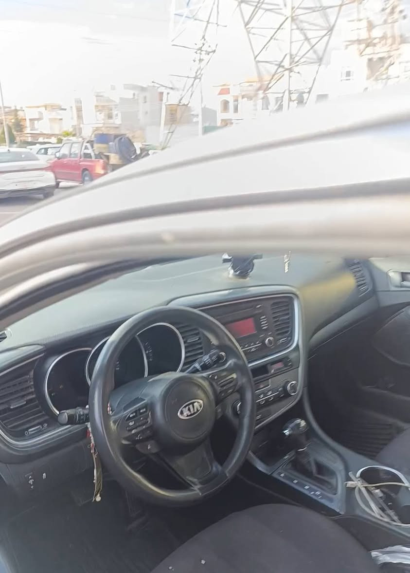 سيارة اوبتيما موديل 2016 
وارد امريكي ... ماشية 144 ميل 
محرك GDI 2400
جاملغ واحد تعديل وواحد تبديل
رقم الشاصي موجود بالصور
السعر 105 ورقة ومجال ..
شرط التحويل ... تفاصيل اخرى الاتصال  على الرقم ومكاني دهوك 
***********
***********
