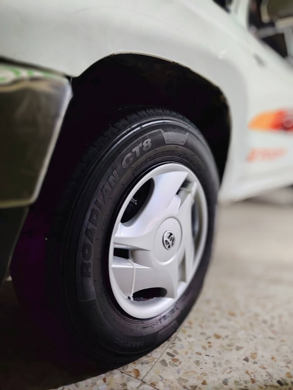 الهم صلي على محمد وال محمد سلام عليكم البيع بيكم تيوتا مديل ٢٠٠٤ محرك مكفول كير اكسن شاصي مكفول  سياره بلاديه  نضيفه تخم تأير جديد دواخل احمر شوفت عينك سياره الله شاهد نضيفه بس بيه ضرر بسيط مكاني بغداد المعامل الحسينيه رقم *********** السعر ١١٥
