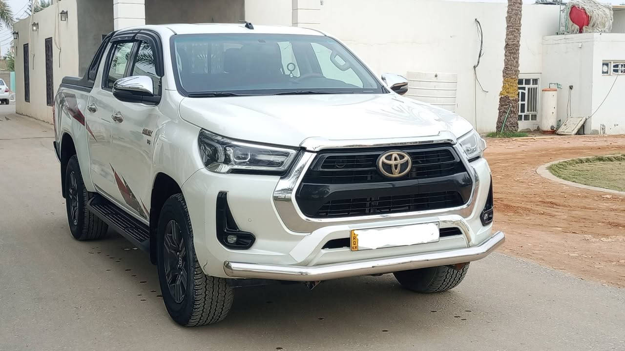 #للبيع
🔻 تويوتا هايلوكس بيك اب دبل قمارة 1طن.
🔻موديل 22 لون أبيض رقم السيارة سليمانية.
🔻 الإصدار بتأريخ ( 2025/2/24 ) والنفاذية بتأريخ ( 2027/9/4 ).
موقع السيارة وسكن صاحب السيارة
#محافظة_الديوانية

للإستفسار أكثر الاتصال على الرقم :
‏‪***********‬‏
