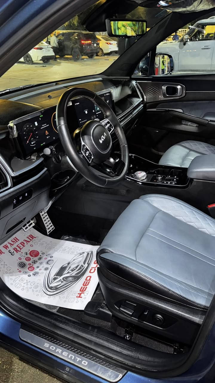 سلام عليكم 
سورنتو 2025
Sx prestige hybrid
اعلى مواصفات بالسورنتو 
1/1
ماشيه 950 ميل سياره زيرو 
حادثه شباك دعاميه بدوون اي ايرباااك كله سليم 
مرقمه بغداد 
سعر 
310
وبيه مجال لشراي 
***********
متوفر واتساب
