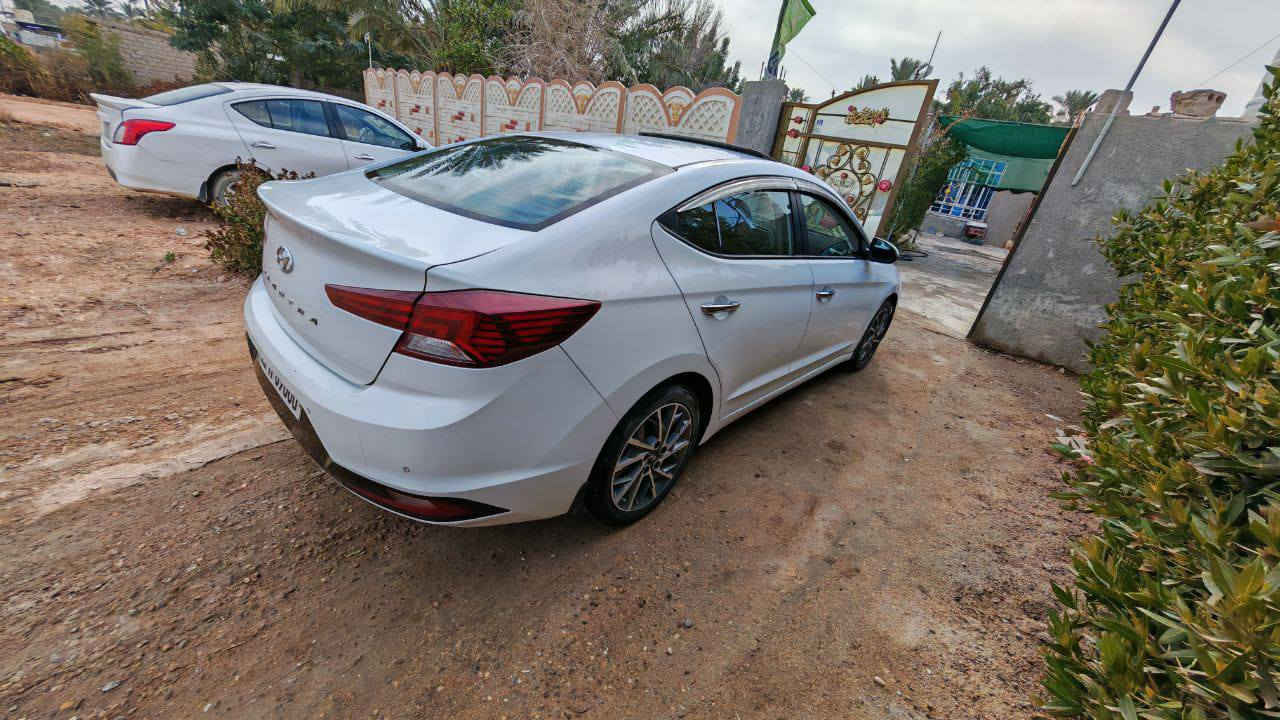 السلام عليكم 
موديل 2019 خليجي فول السياره1/1 
سنويه جديده هزه جديده السياره  ماشيه 159 السونار موجود بالمنشور عده جهت السايق مامبين بالبنيد بارد حسبت شبر 
ب152 وبيه مجال مكان كربلاء طويريج ‏‪


**إذا كنت صاحب هذا الإعلان وتريد حذفه لأي سبب، رجاءا أرسل رسالة إلى الدعم الفني**