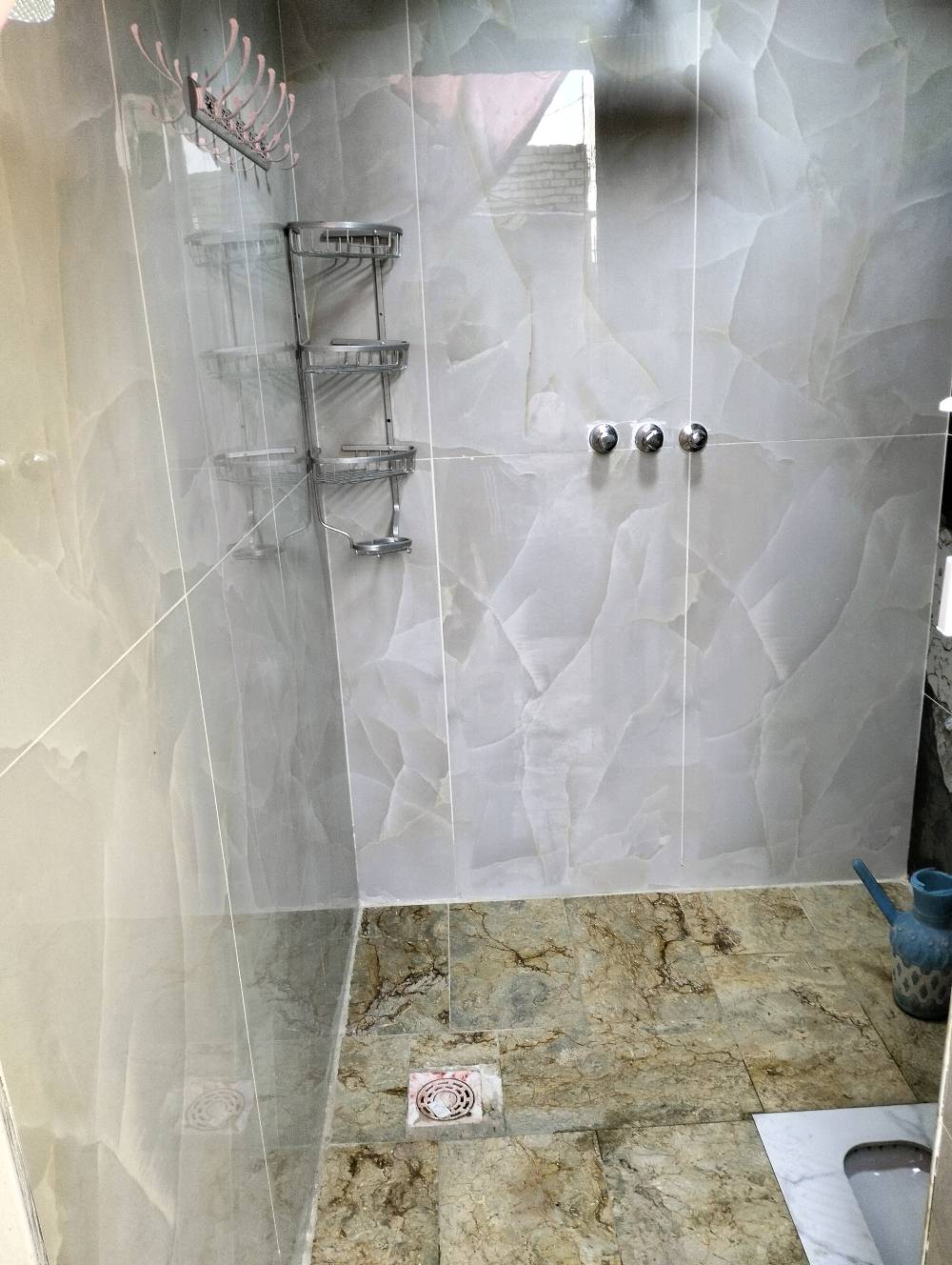 بيت 200متر طابو صرف بالنجف حي النداء شارع قمبر مطلوب للاسكان 70مليون ينقصن من السعر 