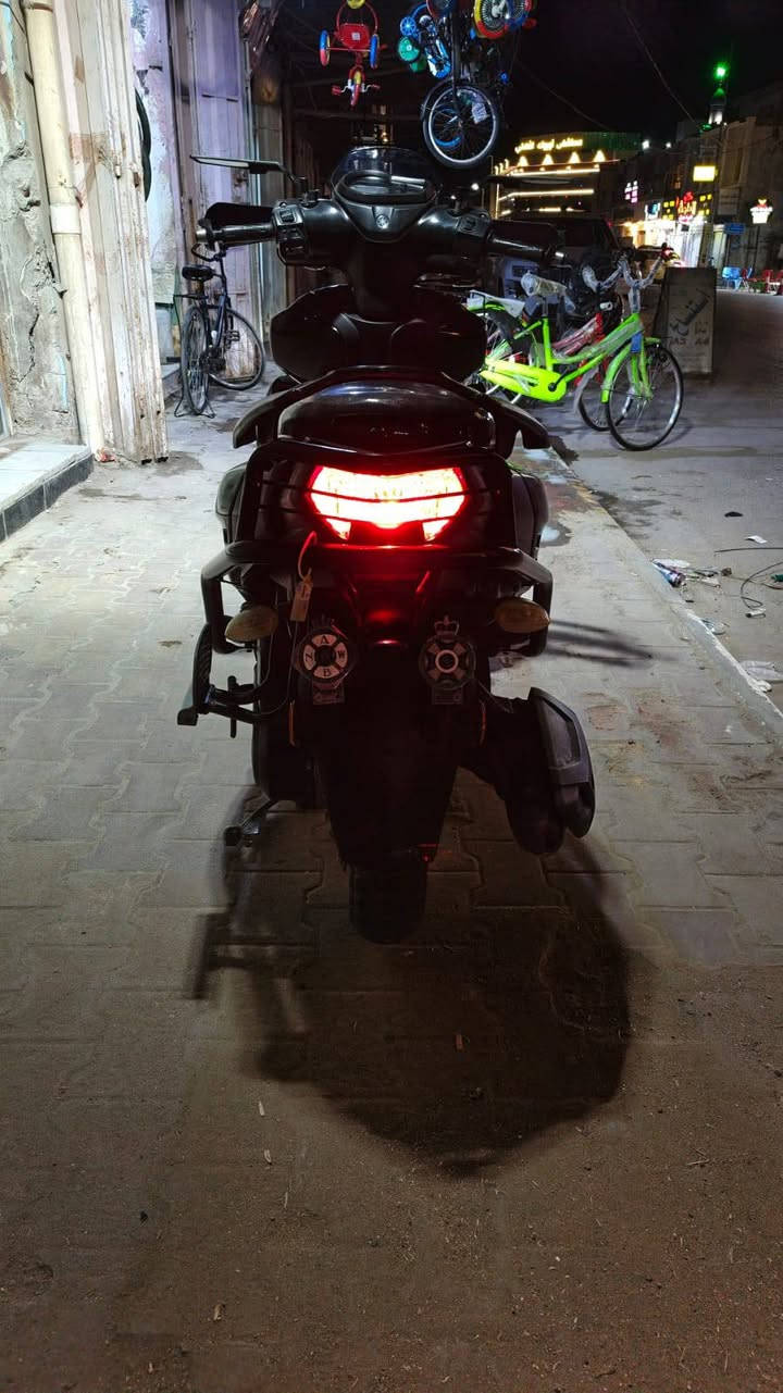 سلام عليكم اخوان دراجه ZR موديل 23 الدراجه نضافه فول 
+اوراق أصولية يعني تشتري منا ترقم منا
+الدراجه مابيه اي نقص 
/السعر 2و400 وبيه مجال للطيبين 
 الرقم :***********:
