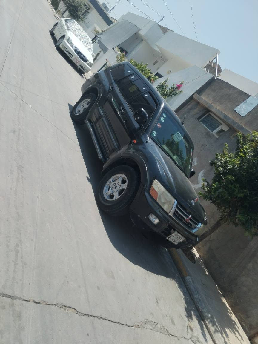 بە ناوی خودا ماشەڵا لە ماڵی هه موو لایک 
مستەر بۆشی ئەنکە بوت باجیرۆ 
تۆماتیک
مۆدیل 2002
دەبڵ گیر عادی تۆ ماتیک 
دەبڵ ئەکسل بە شەرت 
تە بریدی سارد لە سەر سوچ 
تە برید مەرکەزی 
3ڕیز کوشن 
ئاوینە کارە با گیرو مە کینە ی بیلادی 
کامل جوان کاری 
بوخار دوکەڵ تە قه و ڕە قە بە شەرت 
ڕەقەم هه ولیر 
پیشو دوای کەپسە چە کوشی پیوە نییە 
قەترە بۆیاخی نییە 
سە یارە کە زۆر تنو تۆڵە بەو شەرتە ماڵی کەس نەبیت موسو بڕاوە نە بیت 
تیبینی خاوەن سە نەوی دیار نییە 
هه موو شتیکی بەشەرت 
250نوقسانی نییە 
گۆڕینەوەش ئە کەم قفڵ قفڵی 34گڵا 
تە نەها واتس ئەپ و فایبەر
***********سە یارکە ماڵی دۆستە السليمانية, العراق
