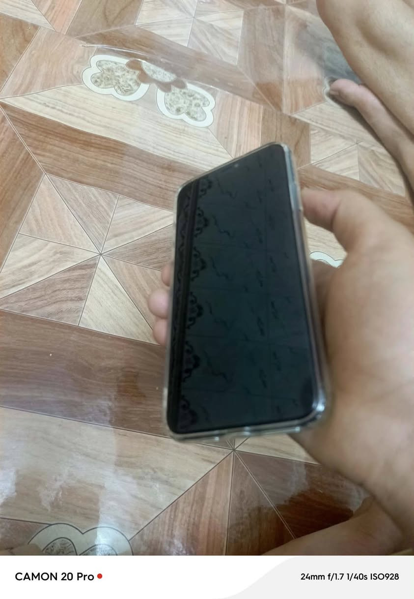 السلام عليكم للبيع ايفون 11 برو ماكس ذاكره 256 الجهاز حلو نظيف فقط مبدل شاشه نوعيه زينه وبطاريه 100 وزر الهوم والتعلي والتنصي مرات يشتغلن مرات ما يشتغلن الجهاز كله شغال فرم متحدث سيم كارد نت اتصال كله شغال مكانه بغداد العبيدي السعر 225 وبي مجال رقمي اتصل ***********
