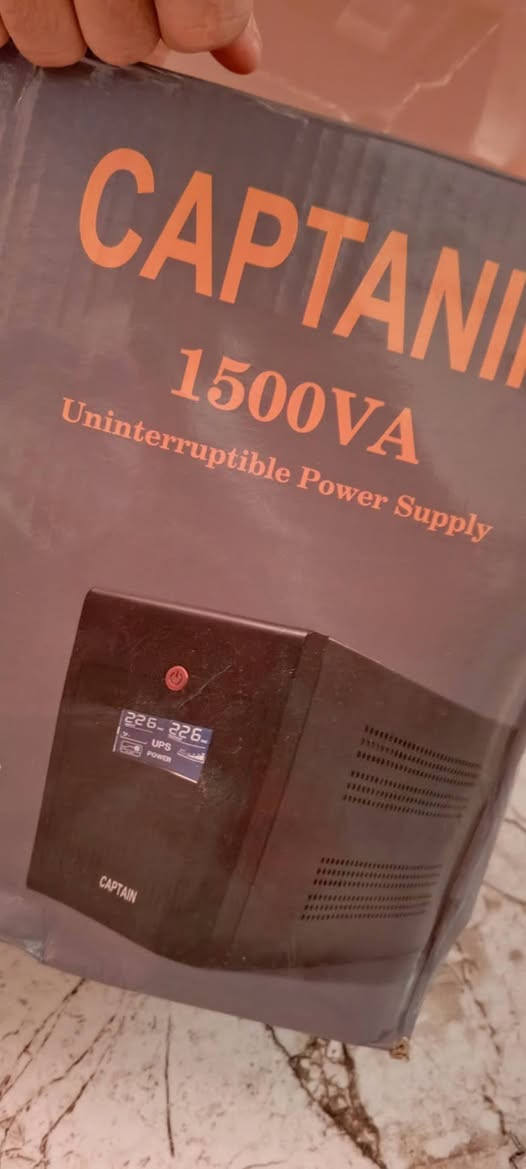 ***********
⚡ للبيع جهاز UPS ماركة cap tanIn - شبه جديد ⚡
 من النوع القوي والعملي، نظيف جداً وبحالة الوكالة.
المواصفات المميز
• الحجم (القدرة): 1500 VA.
• مدة الاستخدام: اسبوعين فقط (أخو الجديد).
• الحالة: نظيف جداً، شغال 100% ولا يعاني من أي مشاكل تقنية أو عيوب في البطارية
