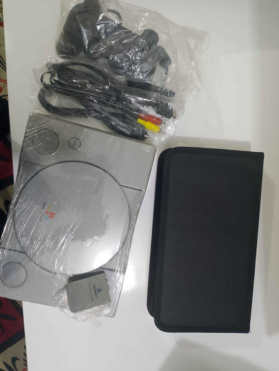 بلي 1 نضيف جداً مثل ما موضح مع المموري والاقراص حوالي ال 30 قرص ب 50 قفل يوجد توصيل 5 لكل المحافظات النجف, العراق


**إذا كنت صاحب هذا الإعلان وتريد حذفه لأي سبب، رجاءا أرسل رسالة إلى الدعم الفني**