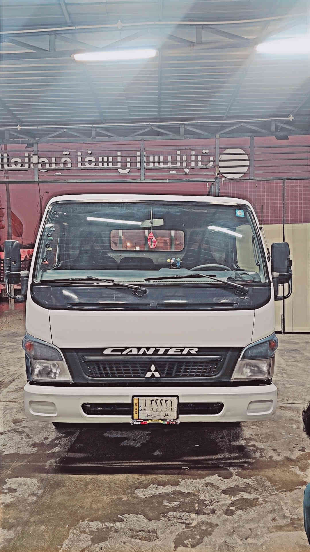 كنتر ٢٠١٣ بعده شركه برغي ما مفتوح بيه
سبرنكات مكينه كير اكسل تاير بعده على وضع الشركه
سياره ما واصله بغداد تشتغل داخل بابل 
قطره صبغ ما بيه سنويه ٢٩ رقم انكليزي 
السعر ١٩٠ وبيه مجال  حك الجيه رجئا ما تشتري لا تخابر بس تعامل محجره موجود وياه 
اعبر المنشور بصلاه على محمد والي محمد ***********
