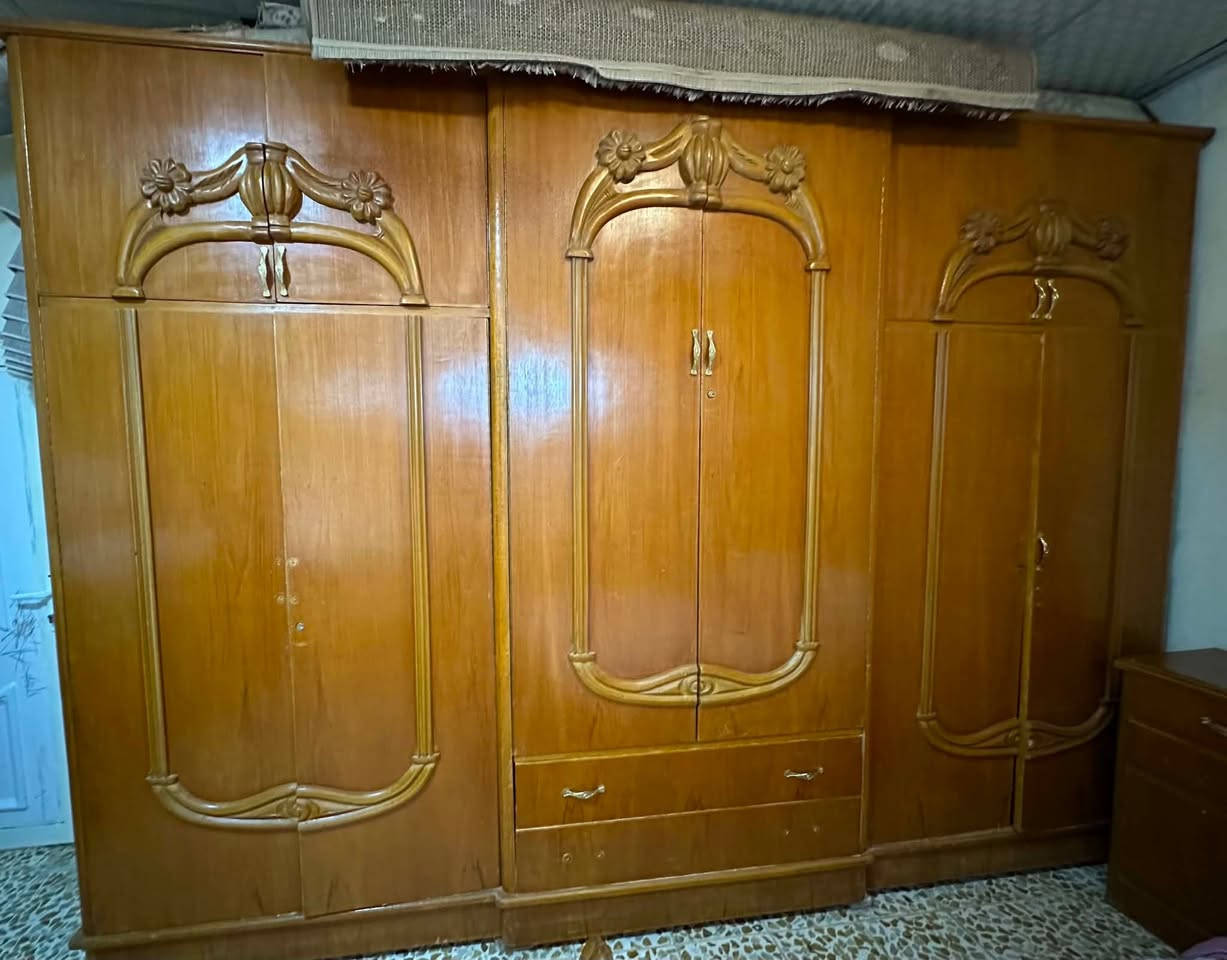 غرفة نوم نضيفه وخشب عراقي مل بيت 
ثقيله 6 ابواب ملحق
السعر 725 بيها مجال 
مكان قضاء الحمدانيه
الطلب عل خاص


**إذا كنت صاحب هذا الإعلان وتريد حذفه لأي سبب، رجاءا أرسل رسالة إلى الدعم الفني**