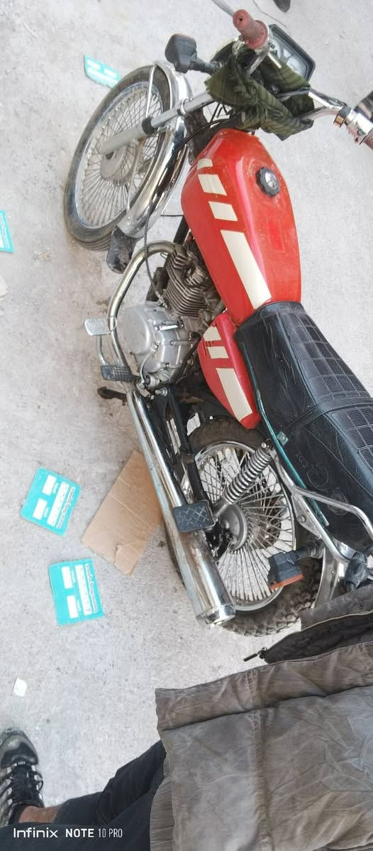 ماطور البيع شغال كمل سعر 200وبي مجال ***********
