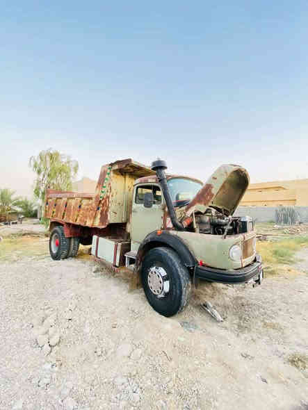 سلام عليكم. اقحم موديل قديم 65 محدثه 80. محرك 55 كير 25 اكسن جيف بيه فطر. بل شاصي مضروبه باج  رقم صلاح الدين مشروع وطني سنويه 29.   سعر. 20مليون وبيه مجال.  رجاء ال مو شراي لايتصلً.‭0786 562 3406
