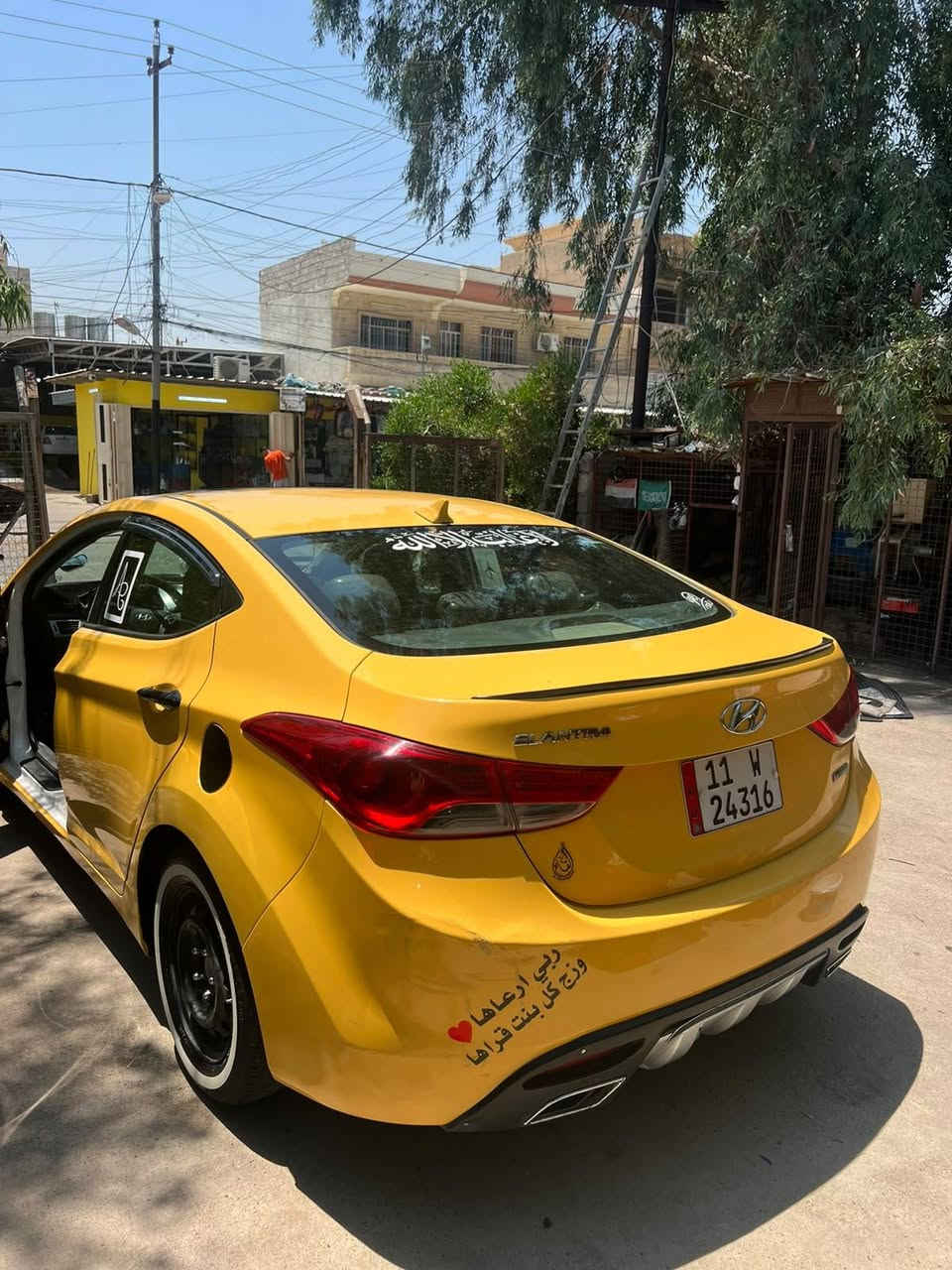 السلام وعليكم سيارة النترا موديل 13 وارد أمريكي فول مواصفات ما عدا البصمة تبريد تدفئة محرك كير شرط طخم تاير جديد امبدل بوند كابون بانزين السيارة رقم بغداد بسمي شرط تحويل موصل   *********** السعر 105بي مجال بسيط
