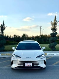 بي واي دي سيل • كهربائية • ٩٠٠٠