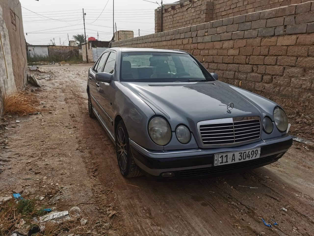 السلام عليكم مرسدس ام عيون موديل ٩٧ رقم بغداد بسمي تعمير جديد حداديه تخم تاير صبغ عام محرك وكير بلاد ٤ سلندر لاتنقيص ولا تبخير مجموعه مال بنزين كله جديده كهربائيات كله شغاله نقص بس التبريد
الكمبريسر عطلان العام شغال وحلو هاي السنه عطل
مكاني الناصريه المنصوريه رقم التلفون ***********
السعر ٤٥ وبيه مجال
