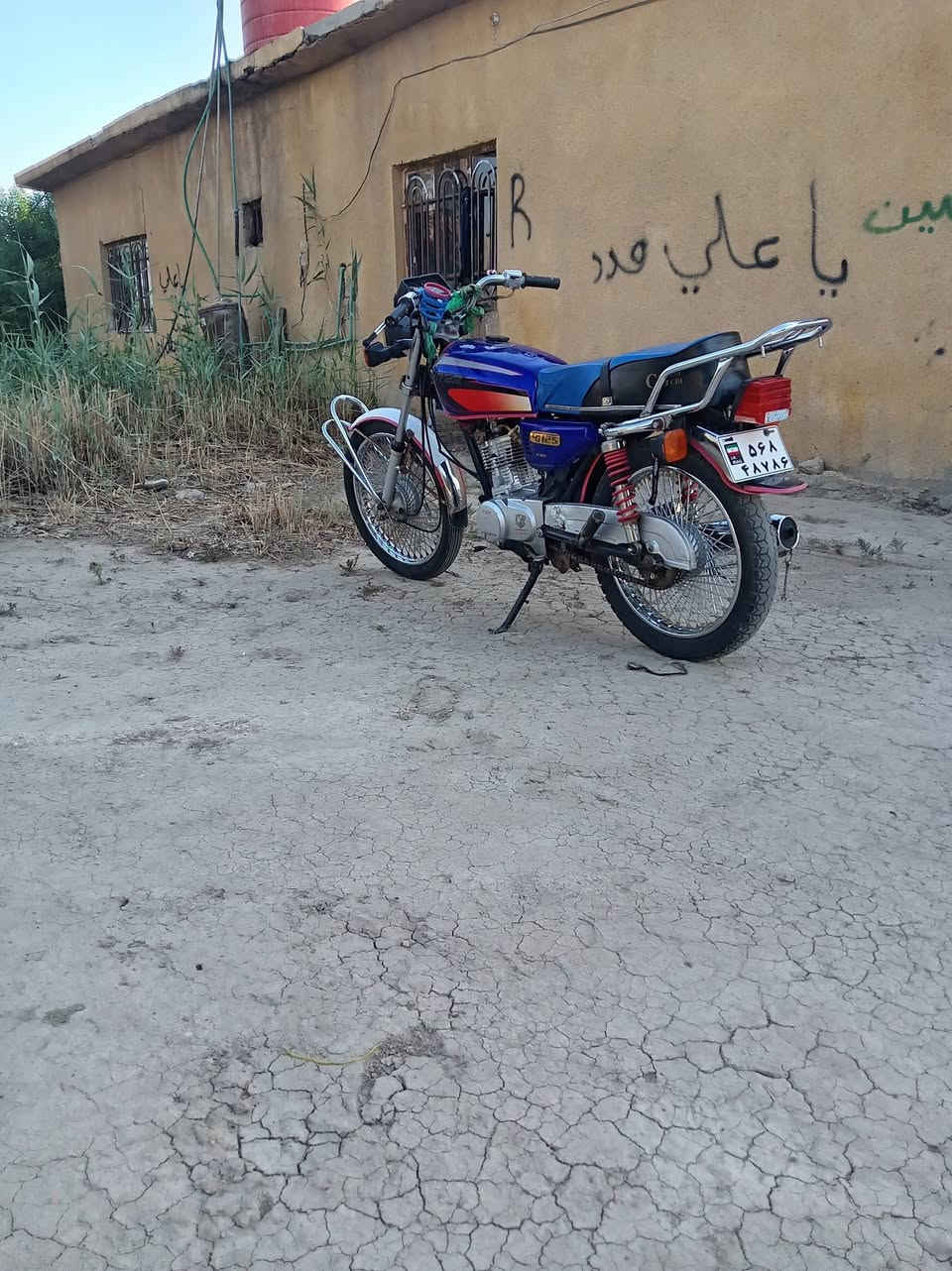 السلام عليكم دراجه للبيع موديل ٢٠٢١دراجه جاهزه أوراق الهاتف *********** السعر ٥٠٠ بيها مجال
