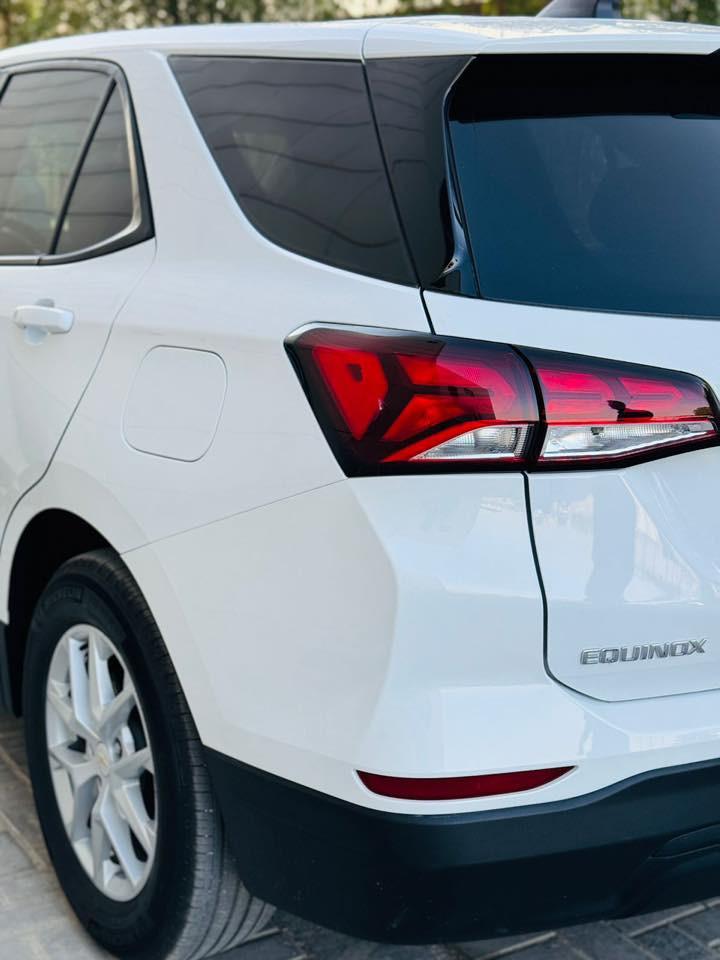 السلام عليكم كونيكس موديل 23 تقرير غرق السياره كلشي على بلادي بس بيها بارد بلجاملق الامامي والباب عكس السايق ما يبين بصور ماشيه 47 ميل بدون رقم وسعر مناسب 148 وبيها شي قليل 
مكان السياره بصره
***********
