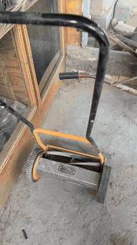 غراض مستخدمة للبيع بسعر مناسب
*********** بغداد
