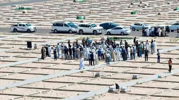 بالاقساط المريحه لمدة ١٨ شهر لحاملي الماستر كارد مصرف رافدين او متقاعدين رمز موبصمه 
اسلمك  عقد بيدك قبل ما تدفع ولا فلس يحقلك التصرف الكامل بيها تبيعها اوتراوسها او تستخدمها للدفن بأي وقت احنه الوحيدين نبيعلك قسط ونسلمك عقد  خلال ساعتين  يعني فلوسك عندك وسندك بيدك وحقك مضمون  يم مكتب دار القرار
واقساطنا جدا قليله
 مكتب دار القرار *********** اتصال خط او وات ساب
