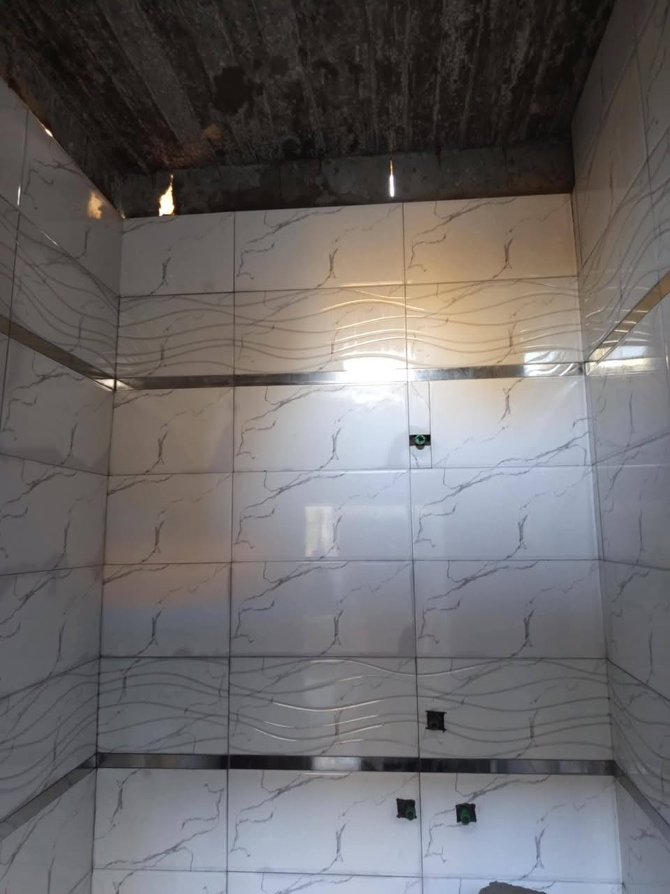 خلفه سيراميك جداري وارضي متفرغ حاليا ***********واتساب
