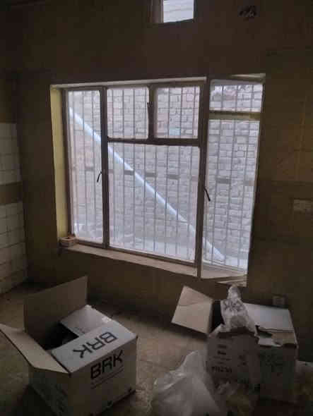 السلام عليكم
ابواب وشبابيك للبيع
*********** 
بغداد
