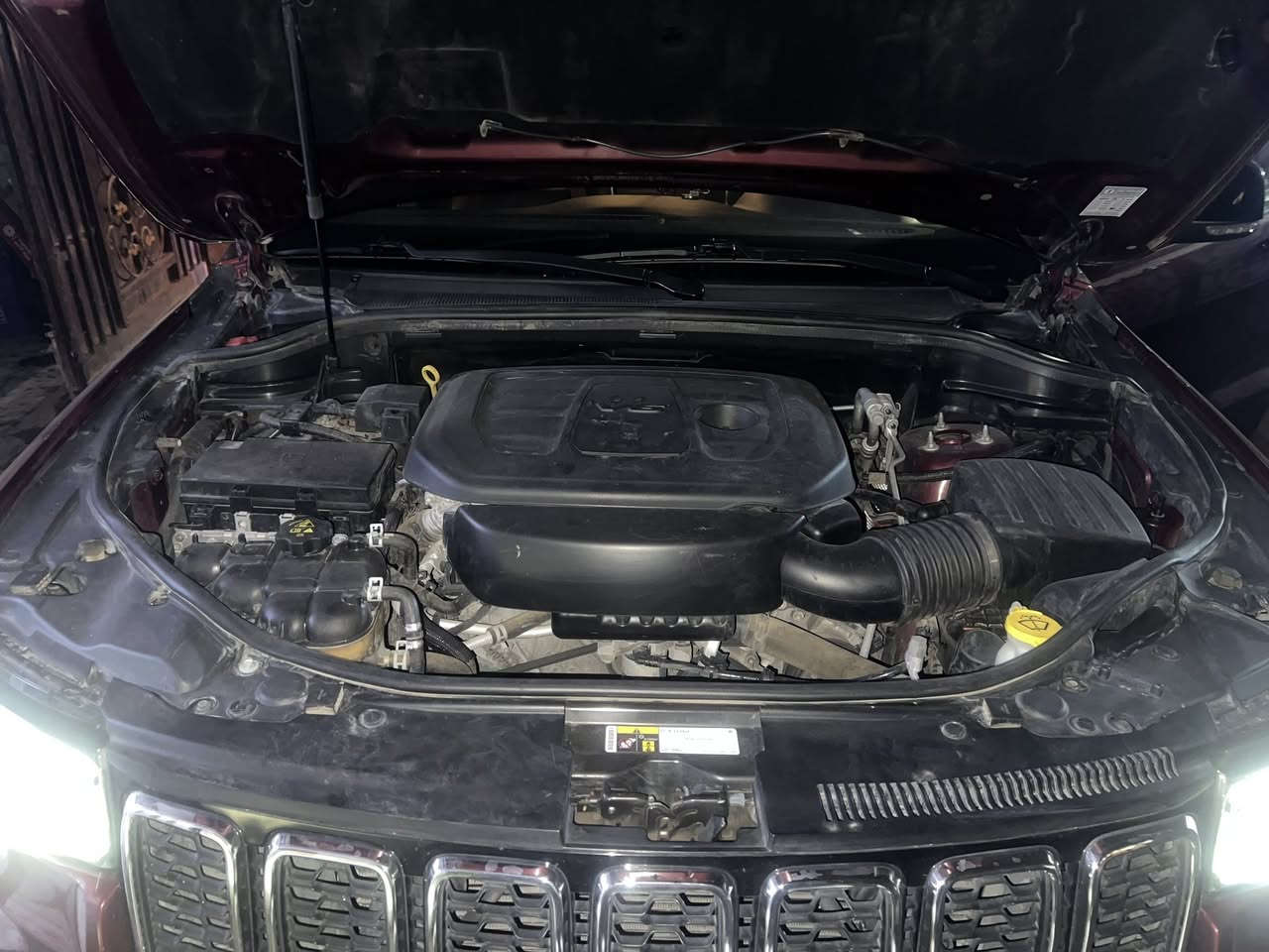 Jeepامريكي
حادثه جنطه شويه من الباب الجوه بارد سياره لمتدد كراند شيروكي وكاله ستار سياره نضيفه او ماناقصها شي فول مواصفات مديل20 سعرها210 وبيها مجال *********** رقم بغداد الجديد قبل يومين تحولت بسمي ورقم جديد يعني السياره ماناقصه ايشي تشغل وتطلع ترايك للبصره الرقم بس واتساب
