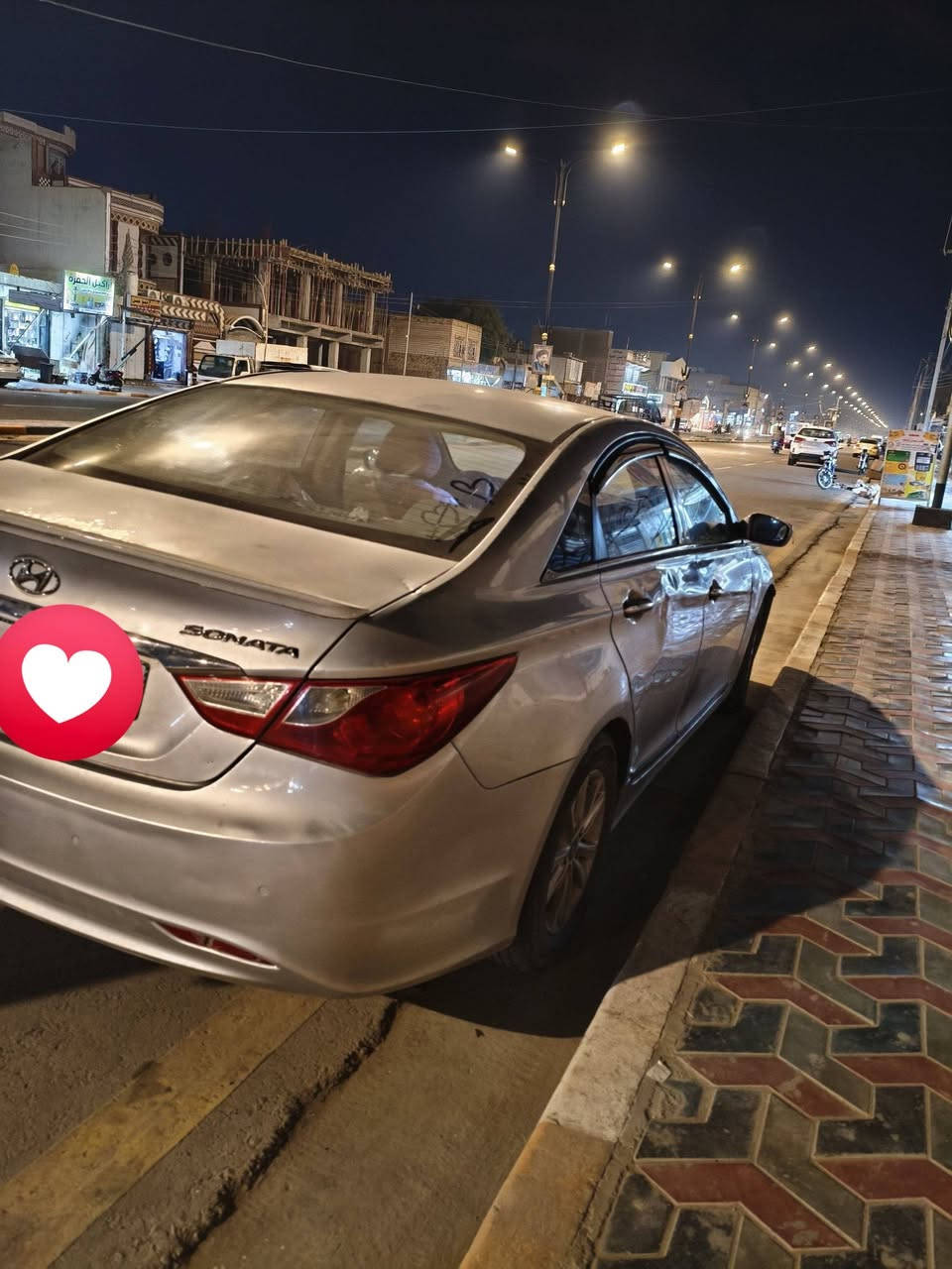 سلام عليكم سونتا للبيع 2011 خليجي لون سلفري تفاصل اتصل على ***********
