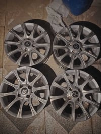 اكسسوارات سيارة • للبيع