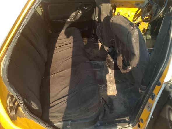 سلام عليكم فولكة للبيع او امراوس حسب القناعة مكينة 2500 بس ماترجع بك السعر 12ورقة مكاني سوق الشيوخ حي العسكري ***********
