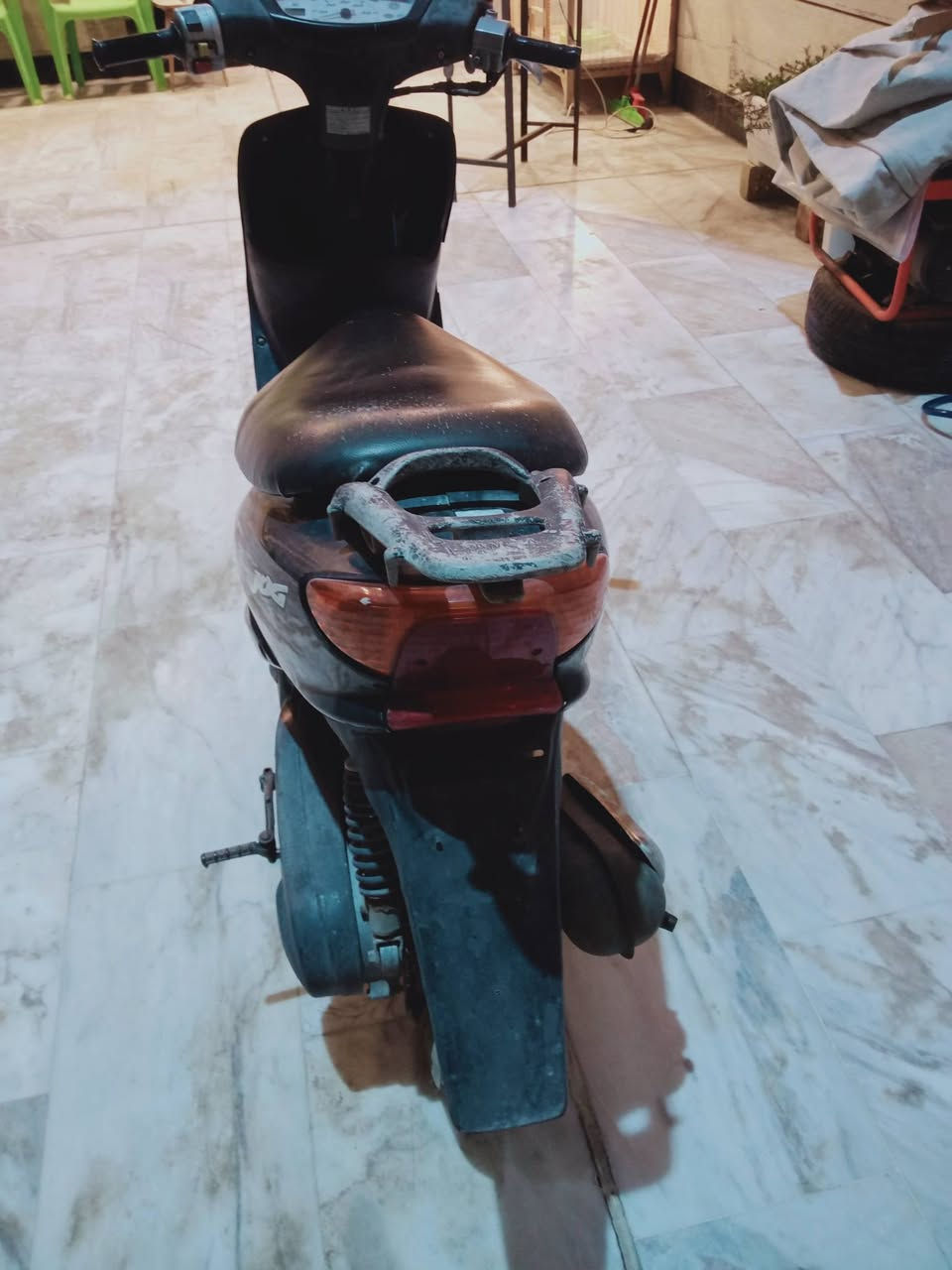 دراجه عصفوريه 60 شغاله مابيه شي رايدة 150 للاتصال بغداد زيونه ***********
