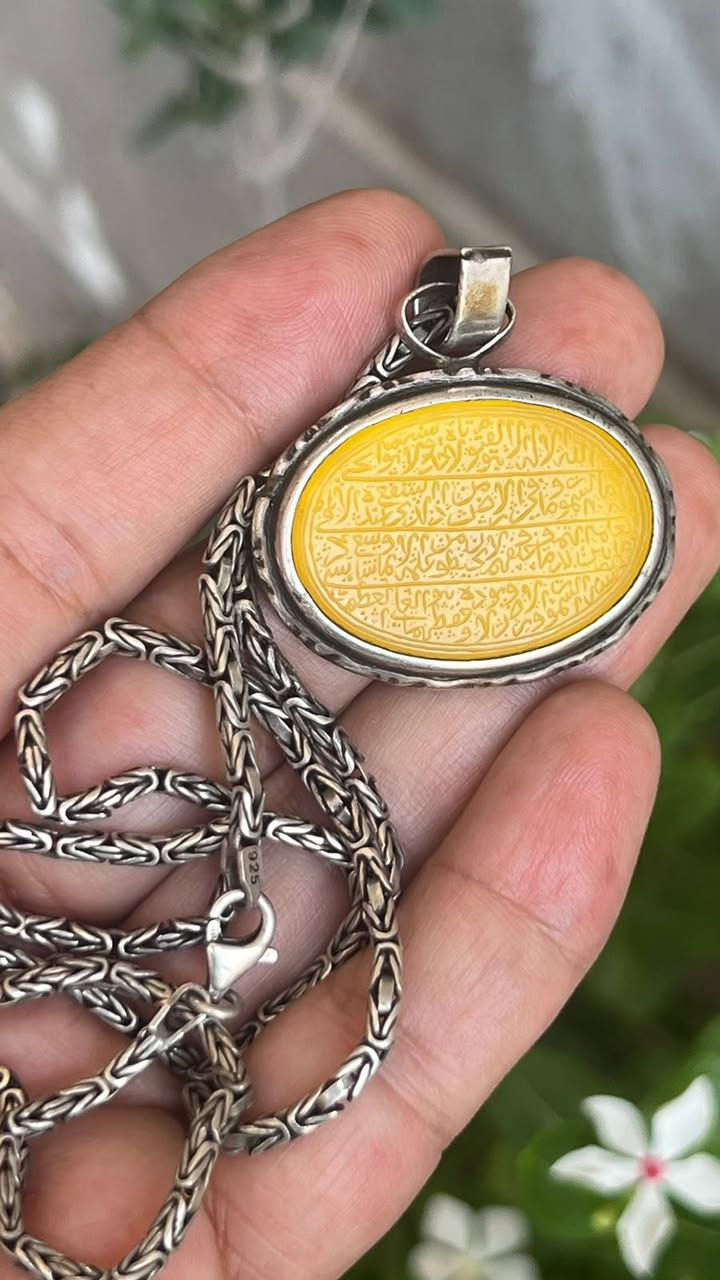يمانيه أصليه آية الكرسي المباركه زنجيل وصياغه فضه بالكامل السعر 500 دولار


**إذا كنت صاحب هذا الإعلان وتريد حذفه لأي سبب، رجاءا أرسل رسالة إلى الدعم الفني**