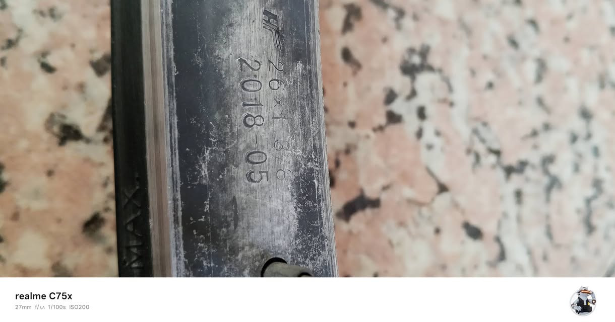 السلام عليكم بايسكل كلوري للبيع موديل 2018 لون اسود شخط ما بيه نضيف كلش السعر 115 وبيه مجال قليل العنوان ميسان قطاع 30 قرب الساعه الرقم ***********
