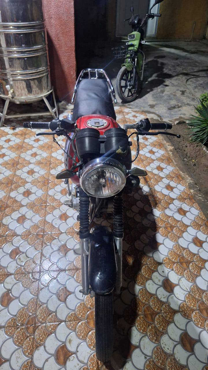 سلام عليكم 
دراجه جني نفخ موديل 2018 مجفته نضيفه خدميه لسعر 460 بيه مجال بصيط***********/***********
