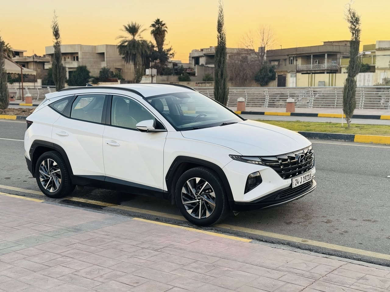 هونداي توسان 2023 خليجي  مواصفات كوري محرك 2000 سي سي (دوش) المرغوب
فول مواصفات – 

الممشى: 65ألف كم

💎 ســعــر ✅ ::  الــرد تلقائي📮

الضمان:

مكفولة كفالة عامة صندوق بارد ملاحظه صغيرها

كوري أصلي

المواصفات:

بصمة تشغيل

تشغيل عن بُعد

شاشة كبيرة

تحكمات على الستيرن تثبيت سرعه

مرايات شفط مع إشارات بالمرايات

لايتات أمامية LED 

لايتات خلفية LED

هاند بريك بصمه

تحكم منحدرات

5 ويل كب

ثلاث أنظمة قيادة:

Eco / Sport / Normal

تحكم بالإضاءة

أبواب أمامية بصمة

جنطة بصمة

حساس خلفي

كامرة خلفية

معلومات إضافية:

السيارة باسمي

سنوية وأرقام جديدة

بصمتين مال الشركة موجودات

تايرات جديدة

شرط التحويل نفس اليوم

رقم صاحب السياره ‭٠٧٧٥ ٤٤١ ٥٧١١‬
