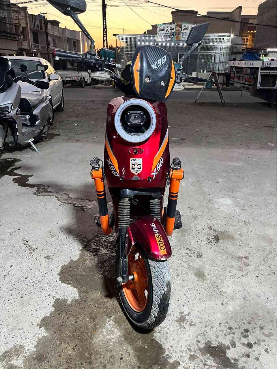 دراجة شحن x900 
5 بطاريات كبار تمشيك بل شحنة 40 كيلو الئ 50 
بريكات دهن بل مكان 
بدون نقص 
سرعتهة حقيقي 60 
بصمة و سويج 
تشغيل عن بعد 
موديل 2025 
تايرات جوبلس 
4 نمرات 
الدراجة بحالة الوكاله 
مكاني بغداد دورة مهدية الثانية 
***********
السعر 350 بيهة مجال بغداد, العراق
