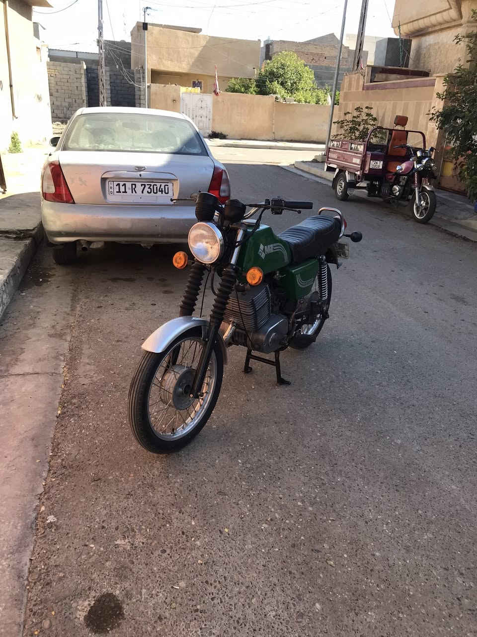 ياالله السلام عليكم شباب دراجه 82 للبيع تعمير جديد بدون سنويه تجفيت جديد كهربائيات جديد ماطور كله حلو بي لحيم قليل كلش مامبين بالخشم كصه جديده 4 مكينه كلها الماني داينمو وارميجر الدراجه للاستفسار *********** مكاني بلد.
