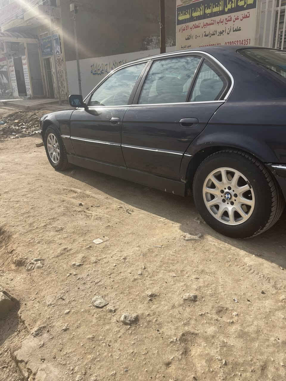 السلام عليكم
للبيع 
بي ام خفاش 30 8v
مديل 94
رقم واسط ال27
السياره جاهزه 
حداديه
تبريد ثلج
تخم تاير
باتري
برده خلفيه
دبل جام
مكينه كير
السيارة عوزه صبع 
 السعر 48وبيه مجال
مكان السياره ديوانيه
***********
***********
