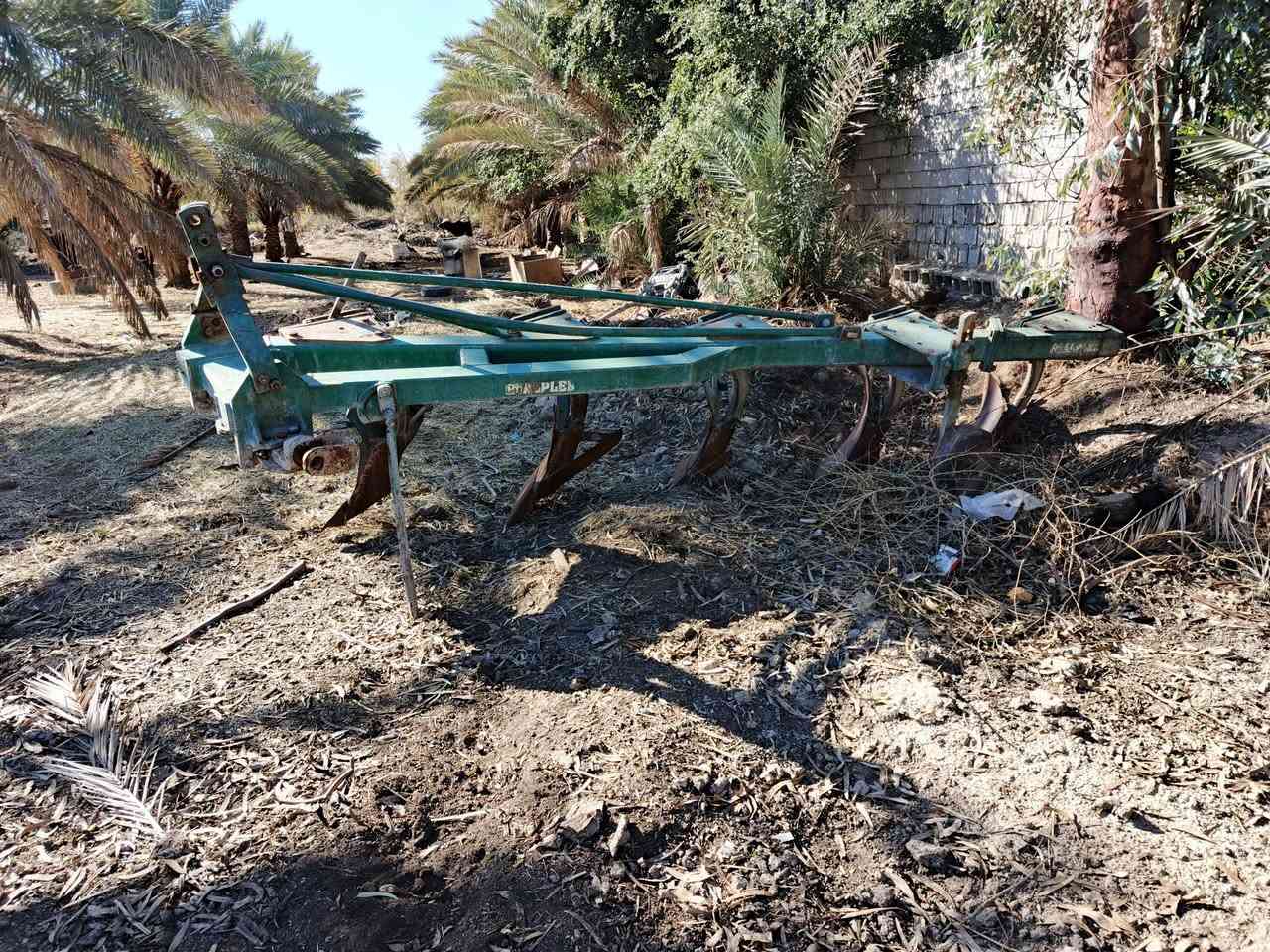 سلام عليكم كاروبه للبيع شغاله
وافدان واكابسه الشراي يتصل ***********
