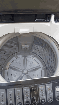 غسالة اتوماتيك ميديا شرط الشغل السعر 80 ألف للتواصل *********** واتساب
