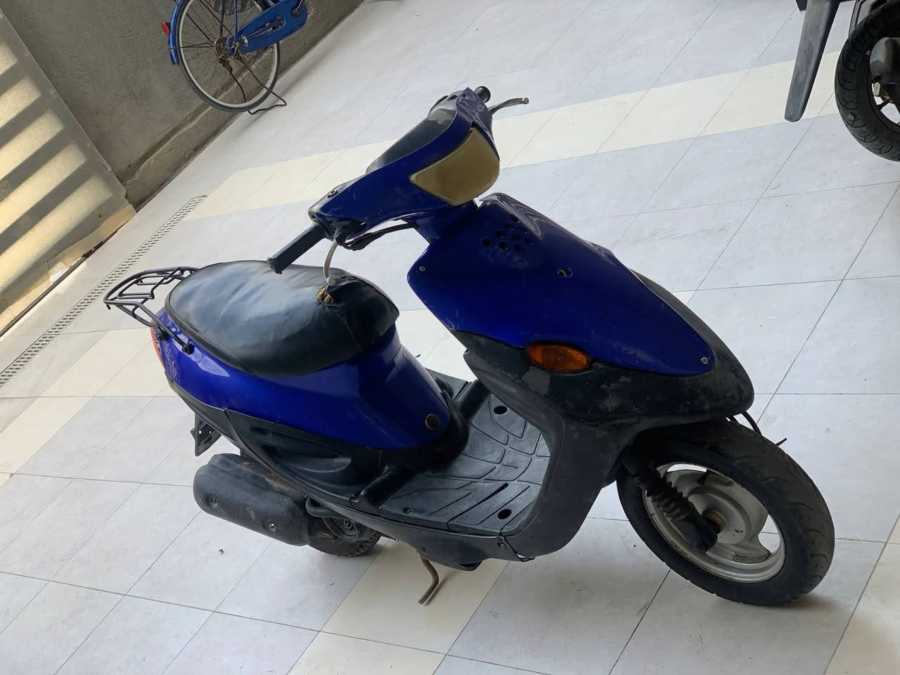 ٣٥٠  سعره 
787 093 7374
