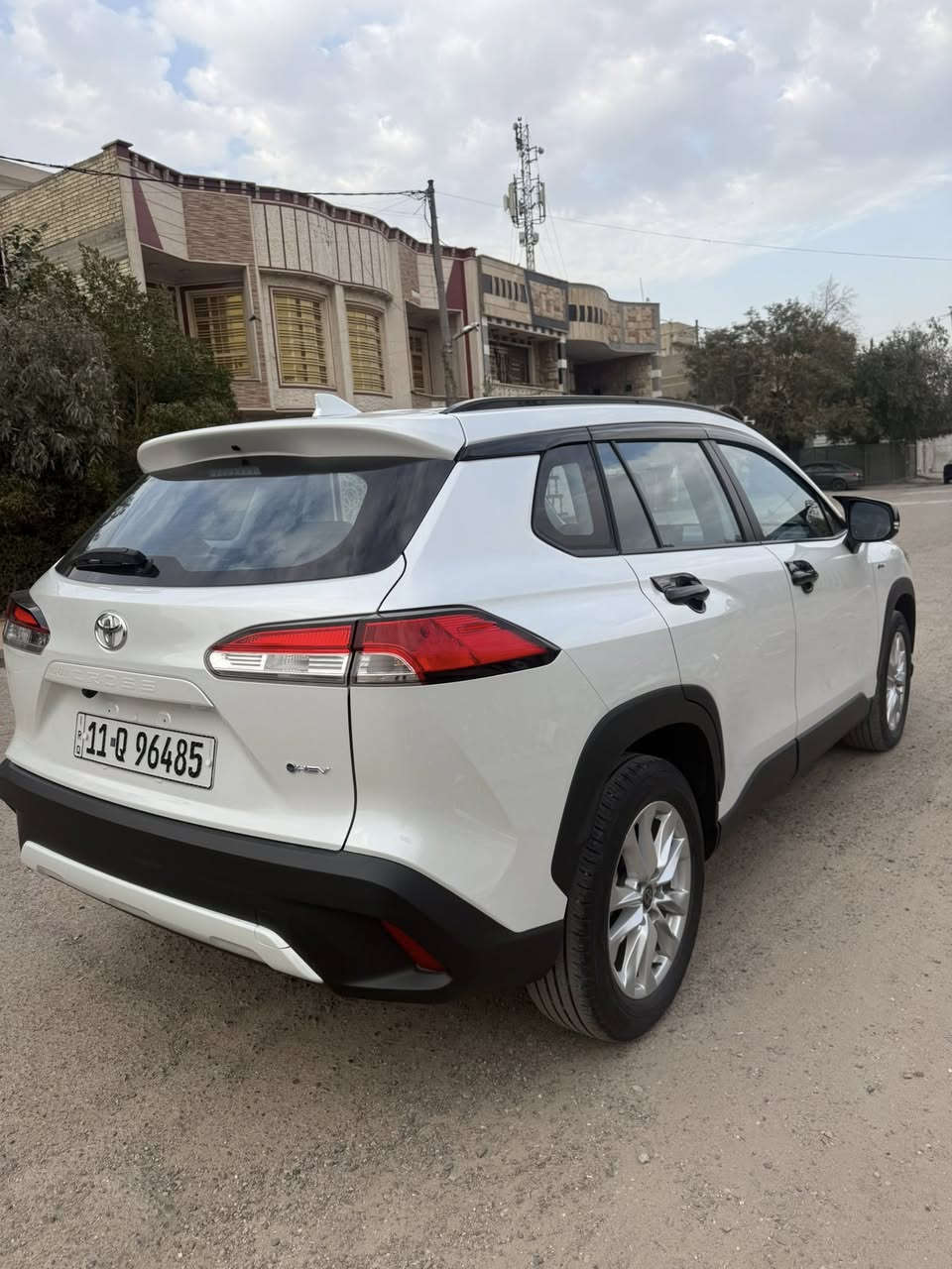 السلام عليكم كورلا كروز موديل 2024 ماشية 20 الف السيارة جديدة كفالة عامة بيهة شخط بسيط بالباب خلف السائق فقط السيارة رقم بغداد اب اسمي مشروع وطني الرقم الجديد مكان السيارة بغداد رقم الهاتف ***********
