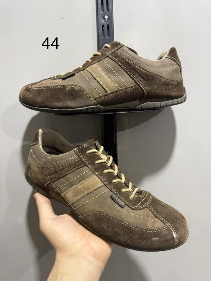 تخفيضات تخفيضات 🔥🔥🔥
سعر القطعه (15)♦️♦️ 
الأستفسار مراسلة البيج *********** 
يتوفر توصيل
