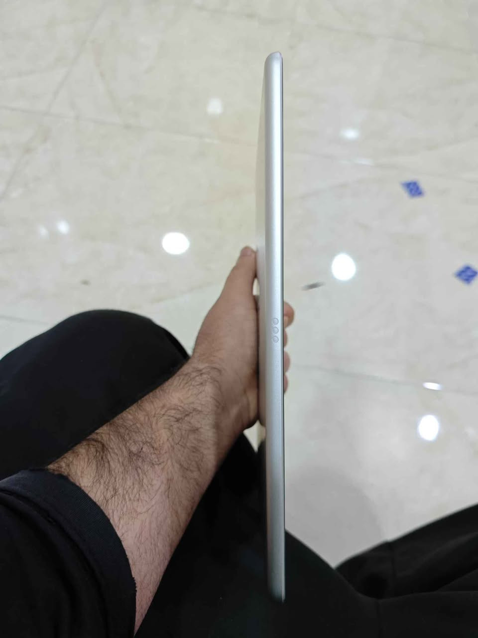 ايباد ٩ ذاكرة ٦٤ نظيف مابي شي والشاصي مالته نظيف ملحقاته كاملة الكارتونه والشاحنة الاصلية الي اجت وياه بالكارتون سعره ٢٣٥ وبي مجال مكاني ناصرية مركز حي الفداء ناصرية, ذي قار


**إذا كنت صاحب هذا الإعلان وتريد حذفه لأي سبب، رجاءا أرسل رسالة إلى الدعم الفني**